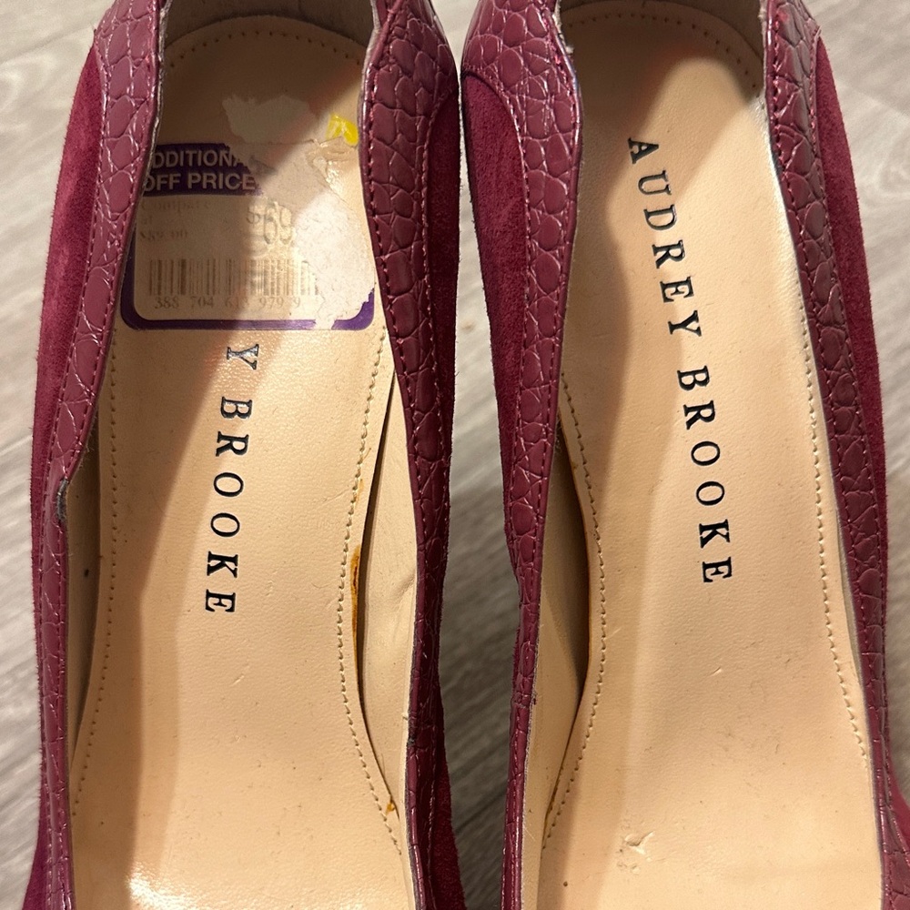 Audrey Brooke Deep Red Heels - Picture 2 of 11
